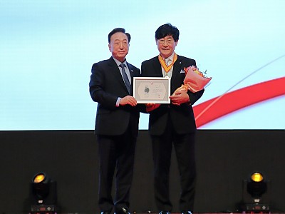 한국해비타트, 대한적십자사 박애장 금장 수상